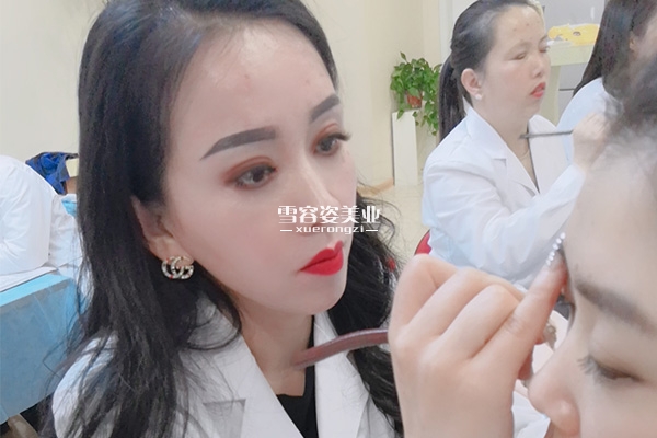 哪里学习微整比较好？小销售的转型之路！
